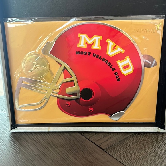 3/$6 Greeting Cards Papyrus Football Dad Father’s Day Card - Picture 1 of 4